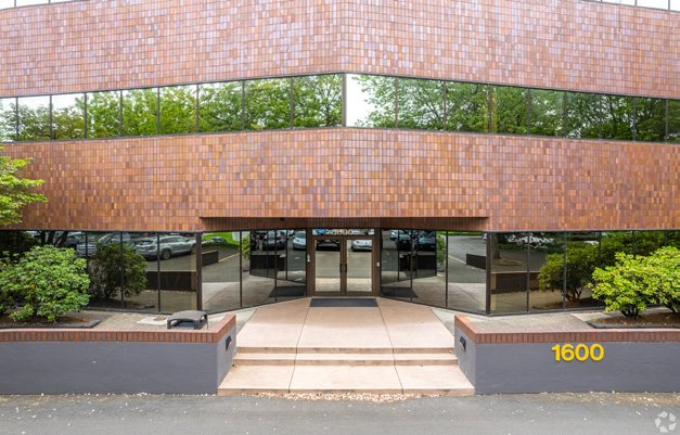 Front entrance of 1600 Executive Parkway